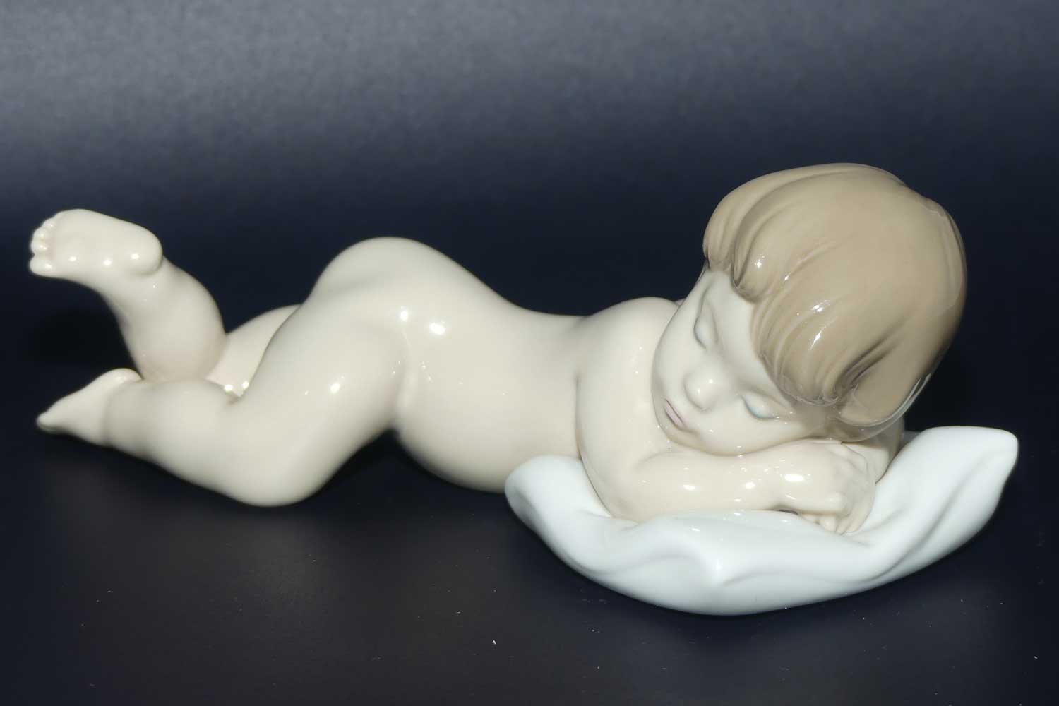 Lladro figure Sleepy Time | #6497 