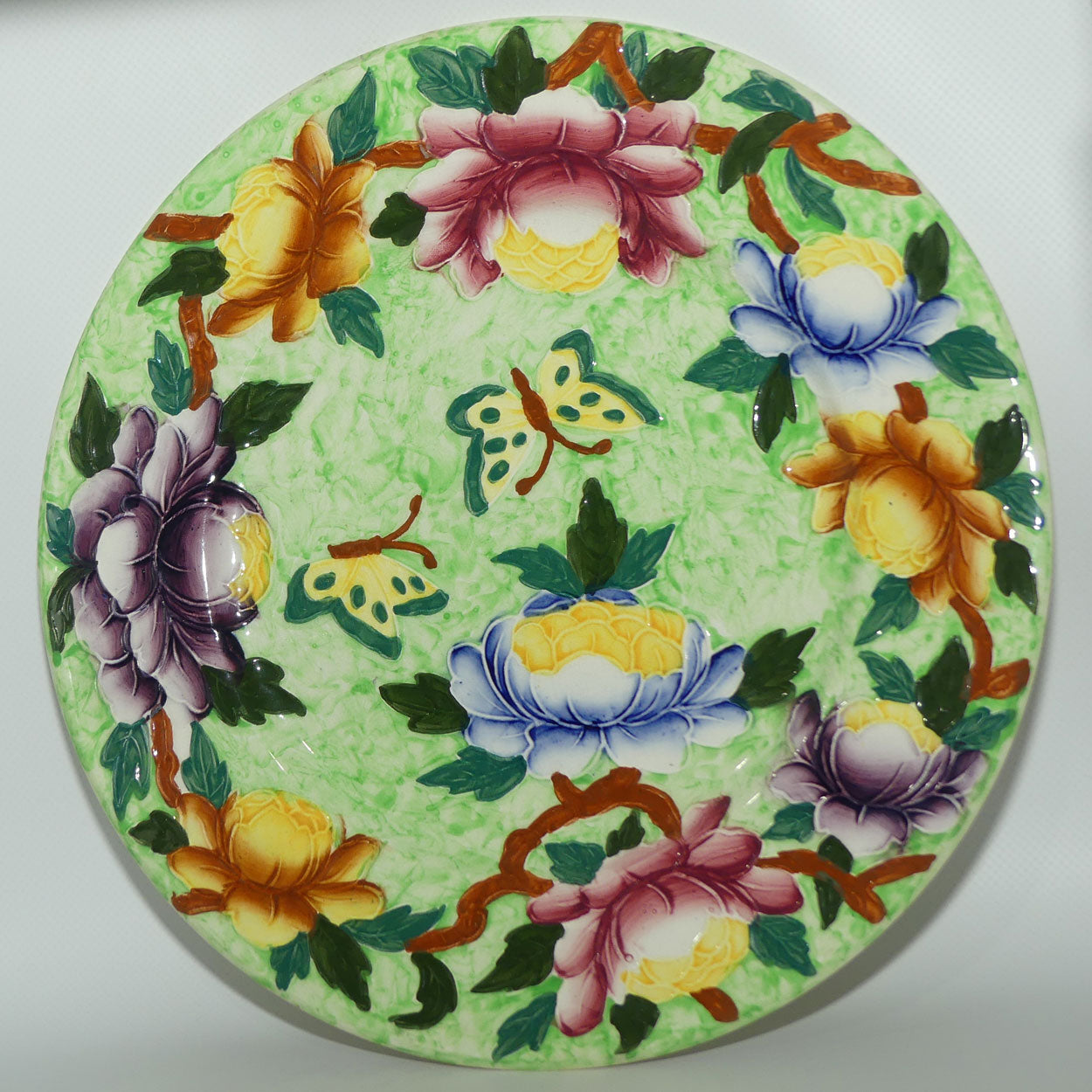 Maling plate Peona and Butterflies | Dappled Light Green 6505