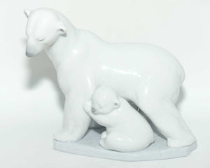 Lladro figure Arctic Family | #6745