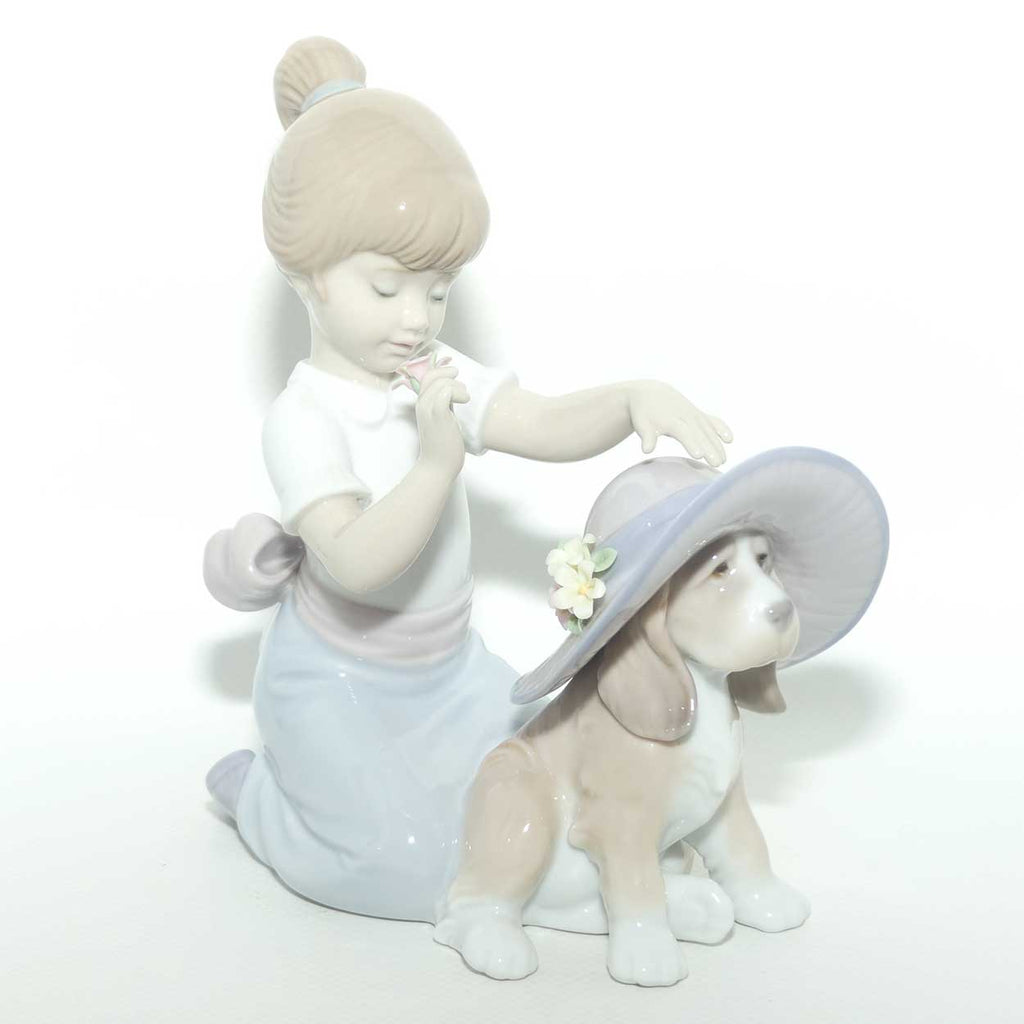 Lladro figure An Elegant Touch | #6862