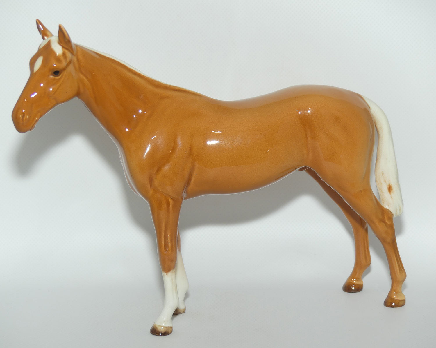 #1772 Beswick Thoroughbred Stallion | Large | Palomino