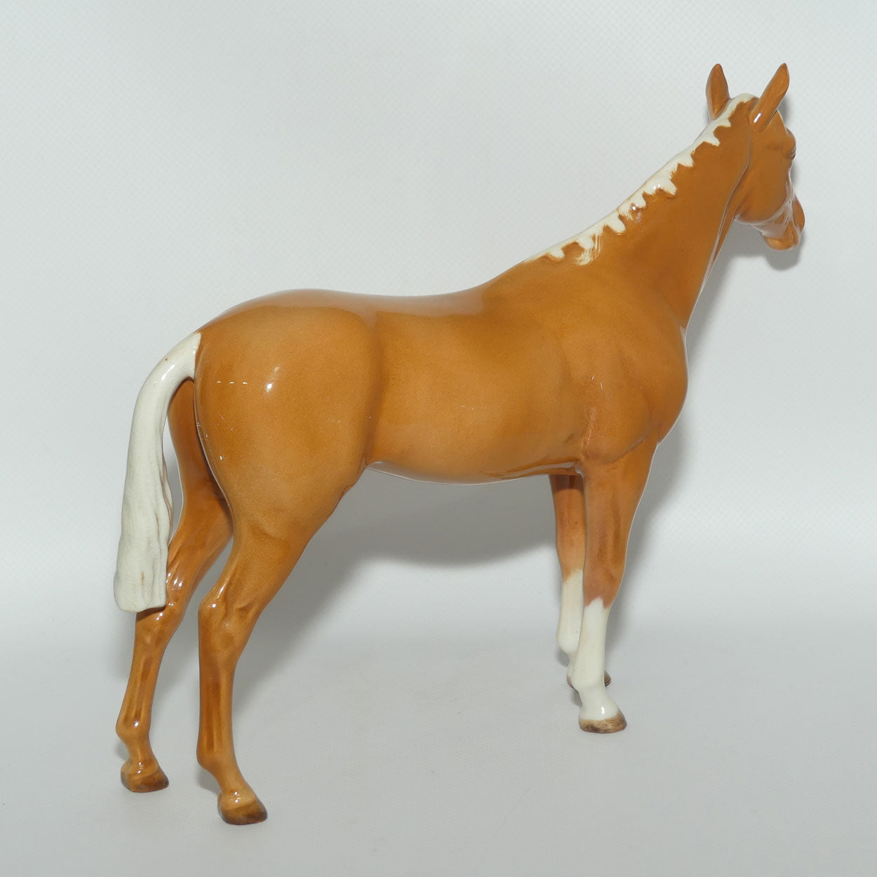 #1772 Beswick Thoroughbred Stallion | Large | Palomino