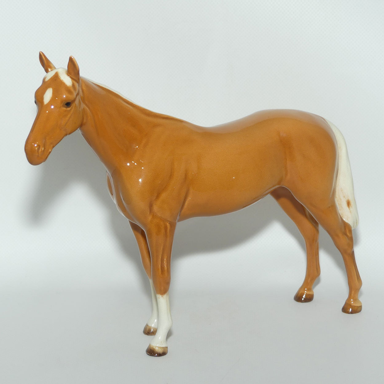 #1772 Beswick Thoroughbred Stallion | Large | Palomino