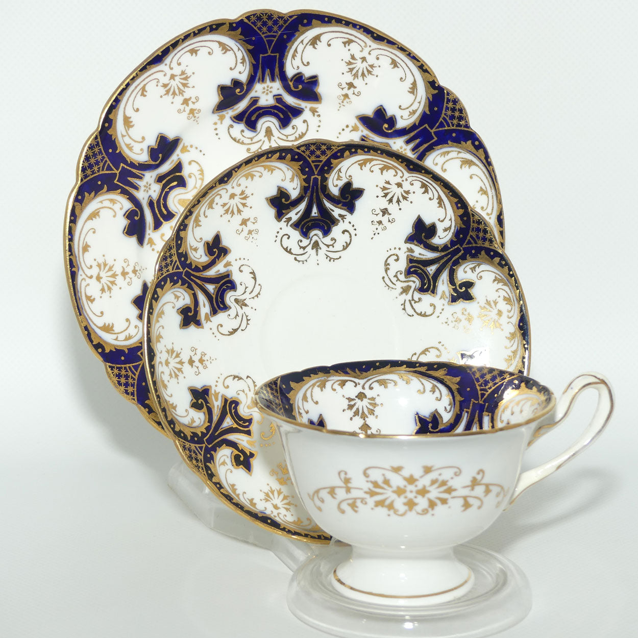 Shelley Gainsborough shape Navy Blue and Gold pattern trio | 7084