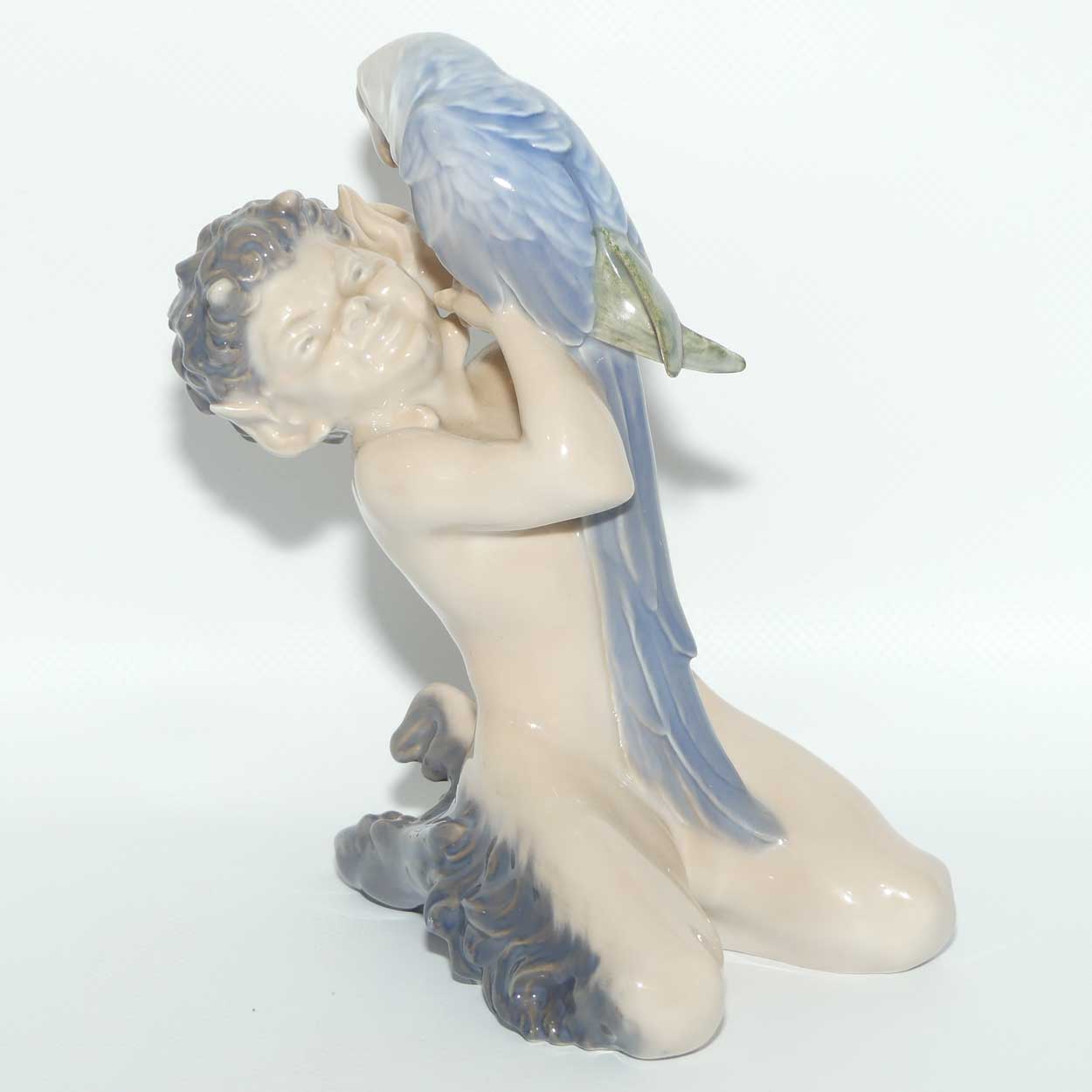 Royal Copenhagen figure 752 | Fawn with Parrot