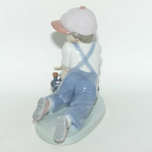 Lladro figure All Aboard | Collectors Society 1992 | #7619