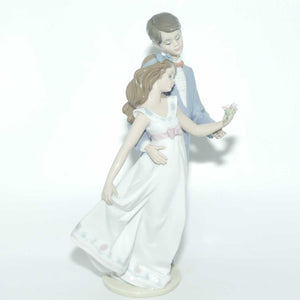 Lladro figure Now and Forever | Ten Years Together #7642