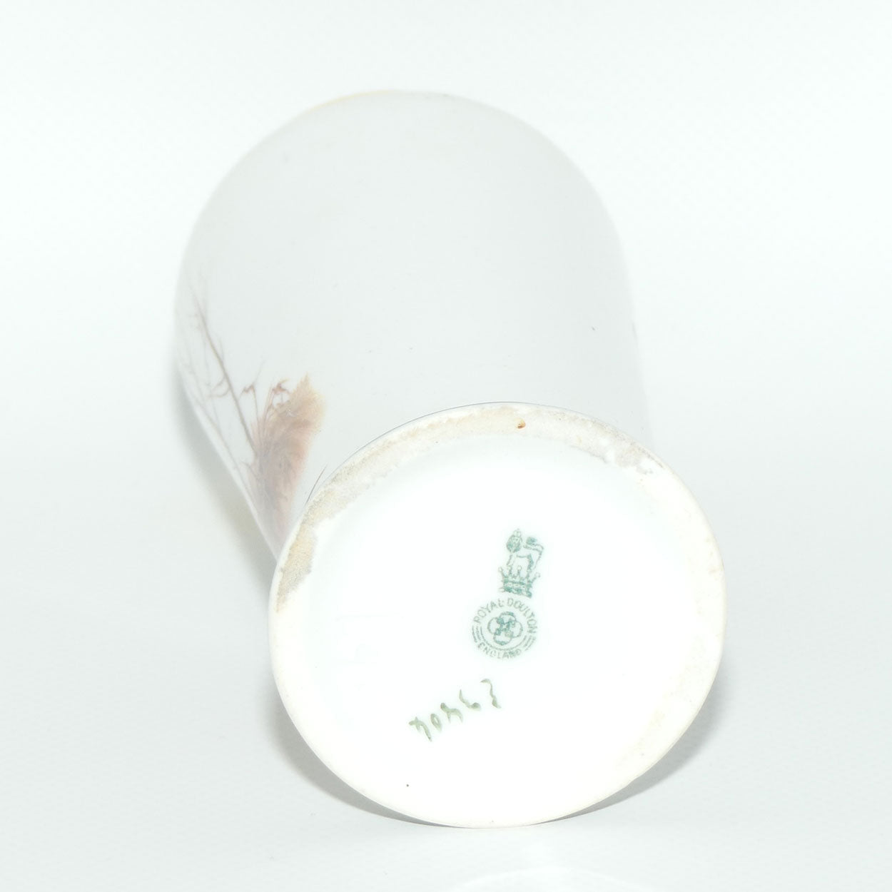 Royal Doulton Coaching Days | White Ground vase | Shape 767 #1 | E3804