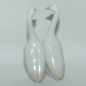 Lladro figure Geese | pair of Geese #8039