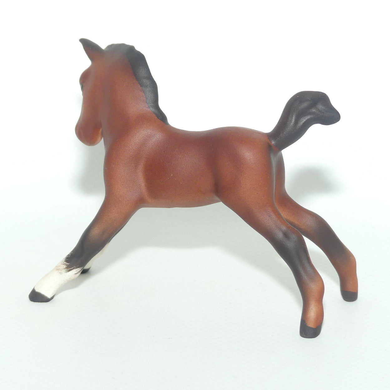 #0815 Beswick Foal | Small | Stretched Facing Right | Brown | Matt