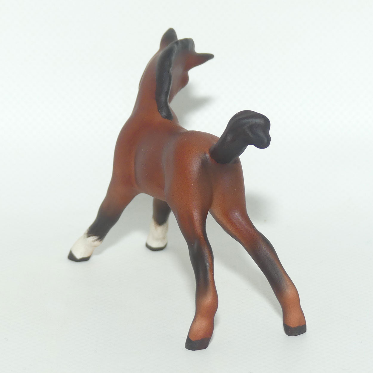 #0815 Beswick Foal | Small | Stretched Facing Right | Brown | Matt