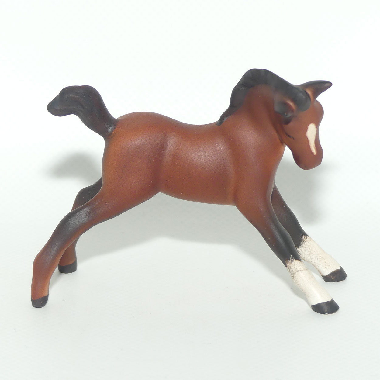 #0815 Beswick Foal | Small | Stretched Facing Right | Brown | Matt
