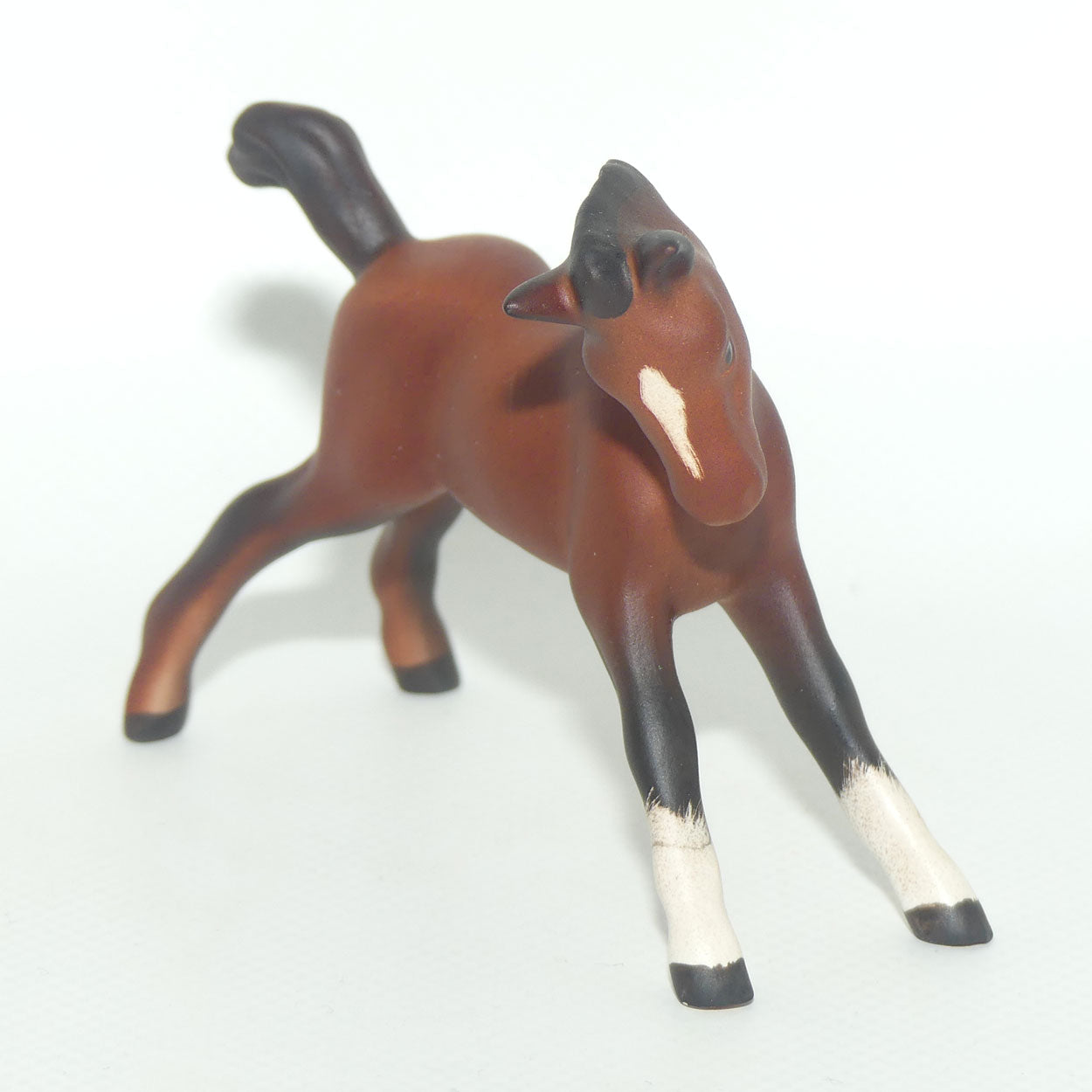 #0815 Beswick Foal | Small | Stretched Facing Right | Brown | Matt