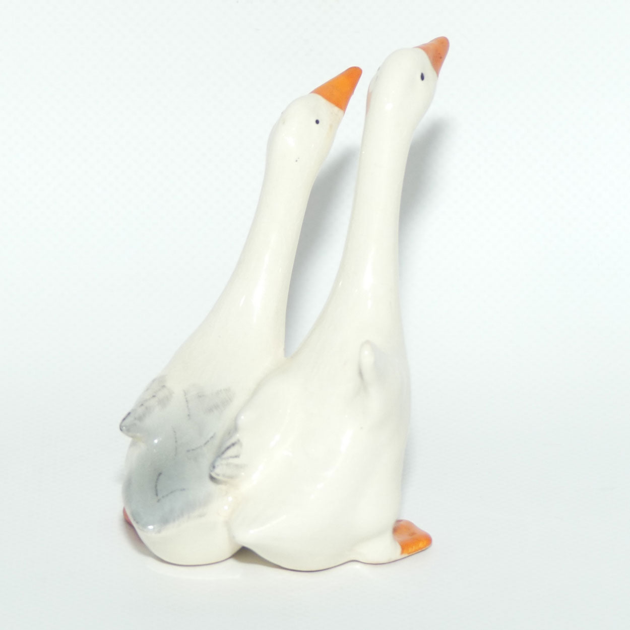 #0820 Beswick Pair of Geese