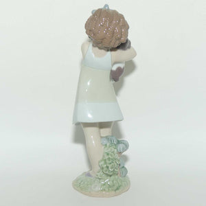 Lladro figure Learning to Care | #8241