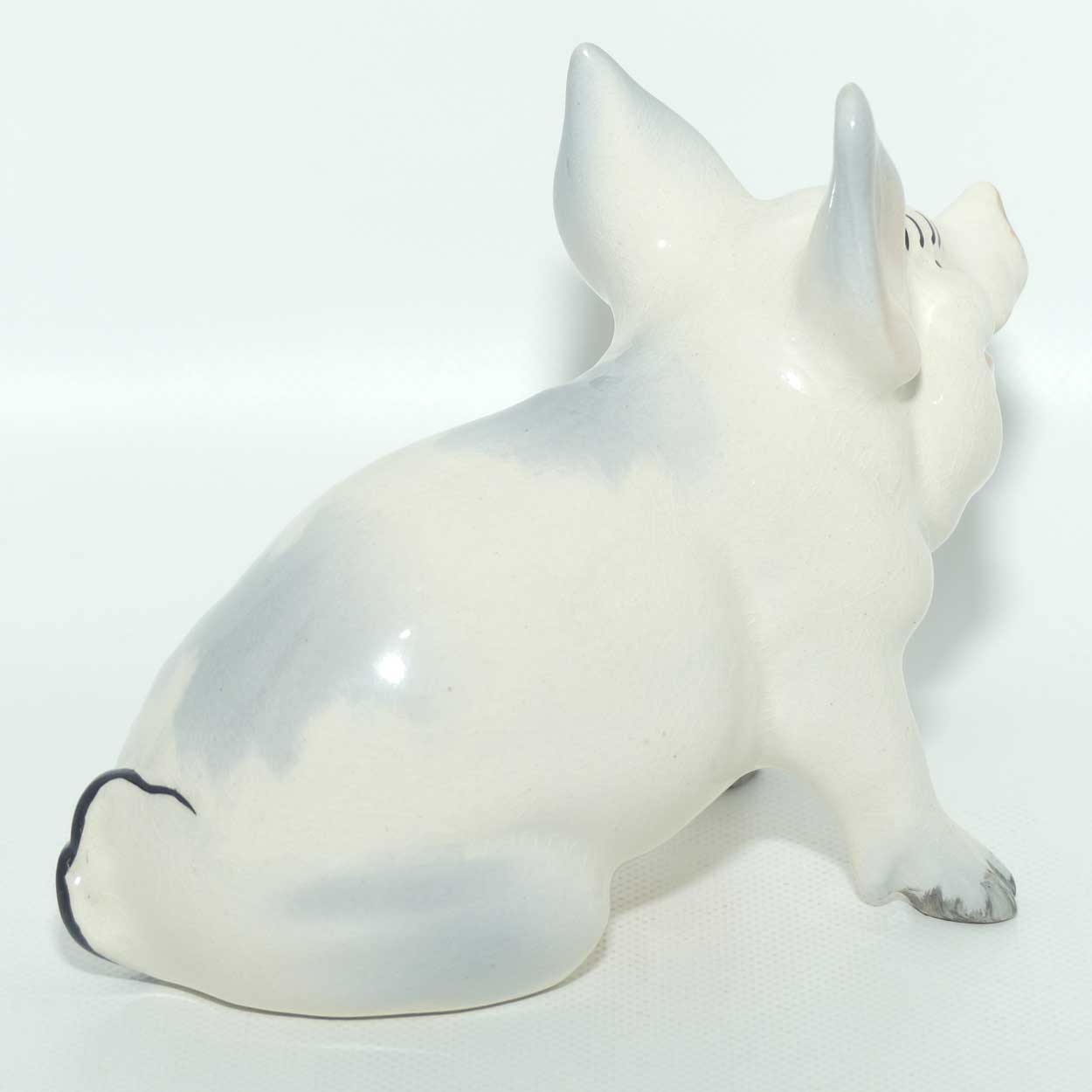 #0832 Beswick Pig