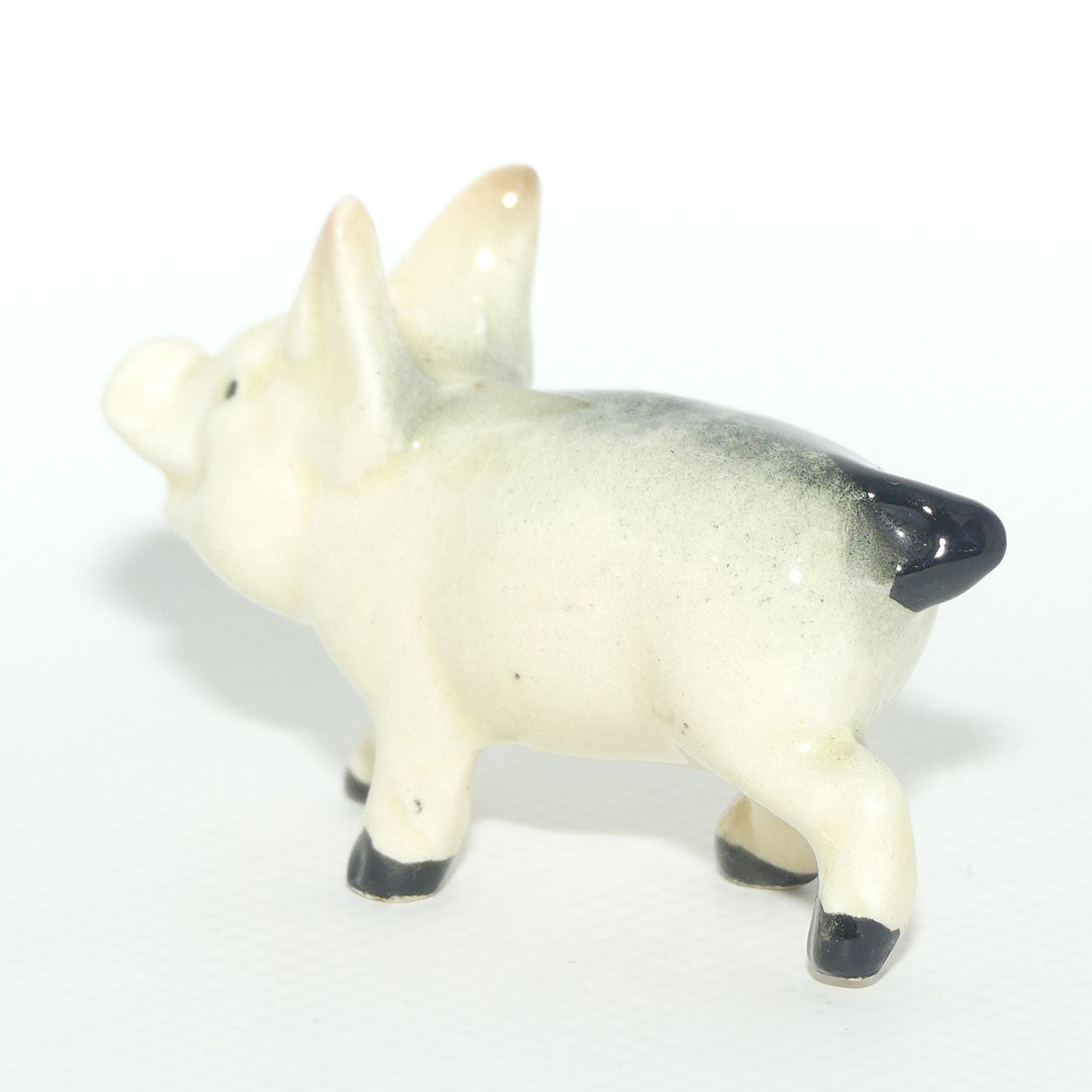 #0834 Beswick Piglet Trotting | early version with Dark Hooves and Spots