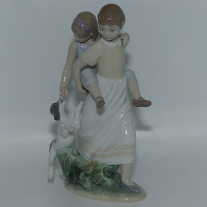 Lladro figure Oh Happy Days | #8353