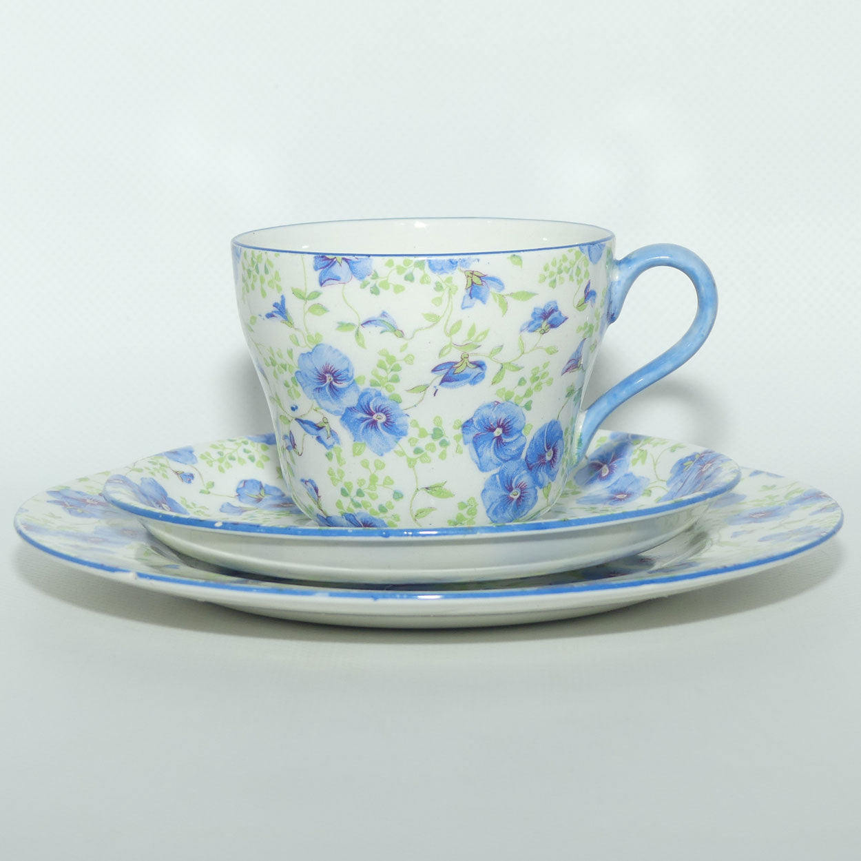 Shelley Essex shape Blue Pansy Chintz trio | Pattern 8831M