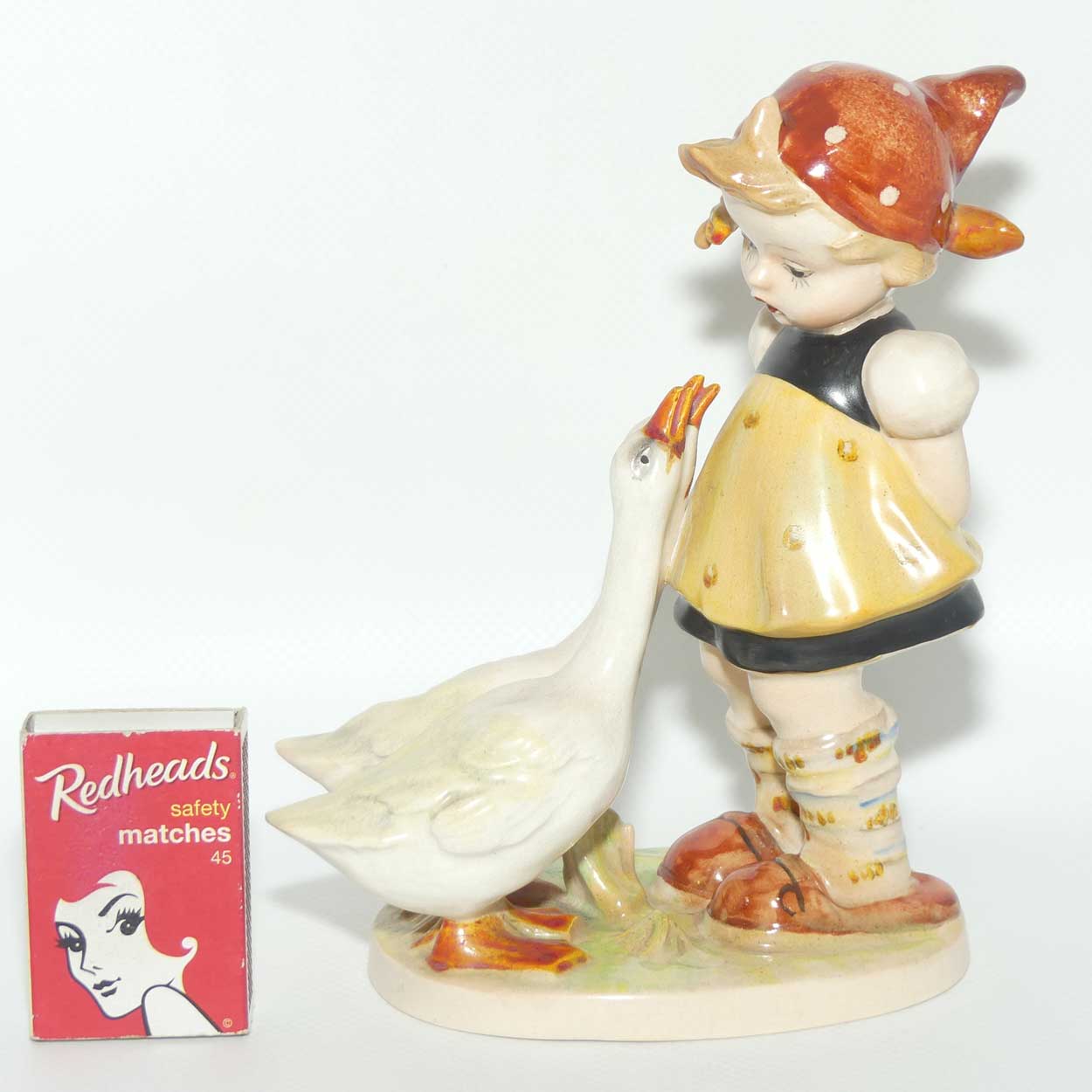 #0905 Beswick figure Goose Girl | MI Hummel theme