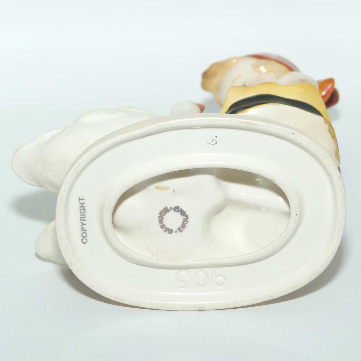 #0905 Beswick figure Goose Girl | MI Hummel theme