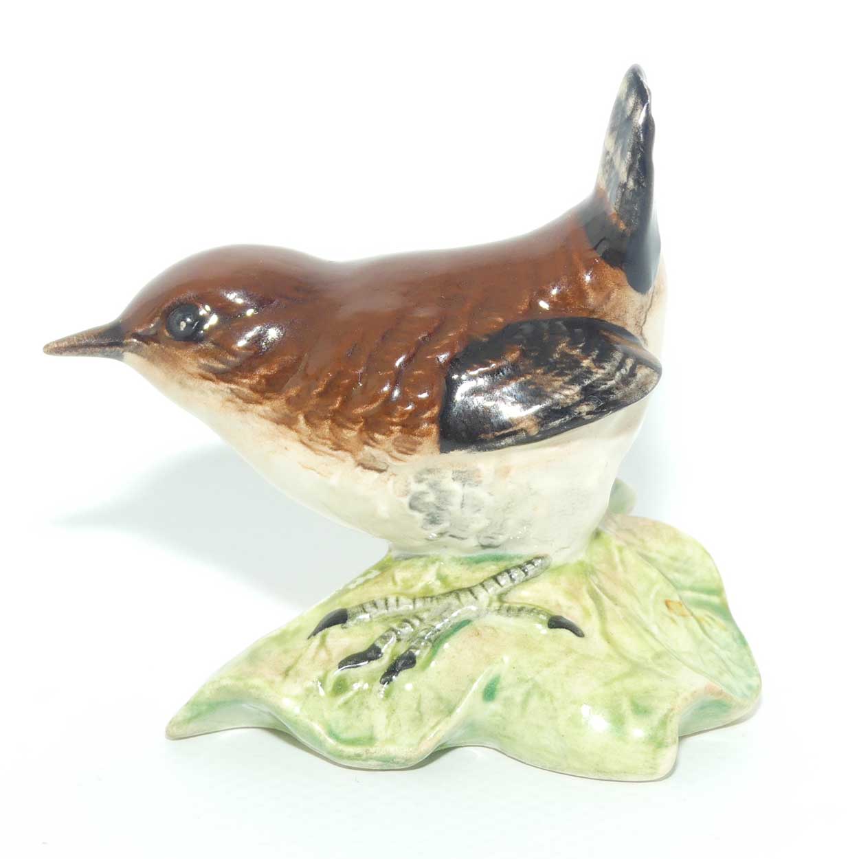 #0993B Beswick Wren | Base is a Leaf | #2