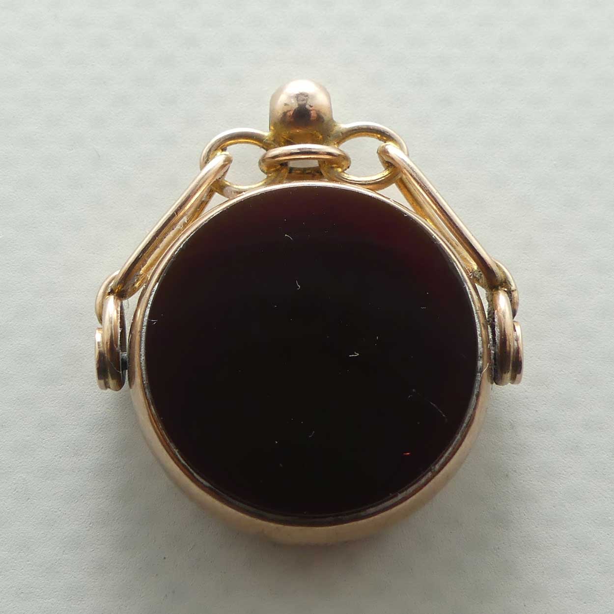 Victorian era 9ct Rose Gold Bloodstone spinner