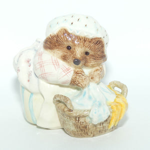 Border Fine Arts Studio Beatrix Potter Classics A2433 | Mrs Tiggy-Winkle with Basket