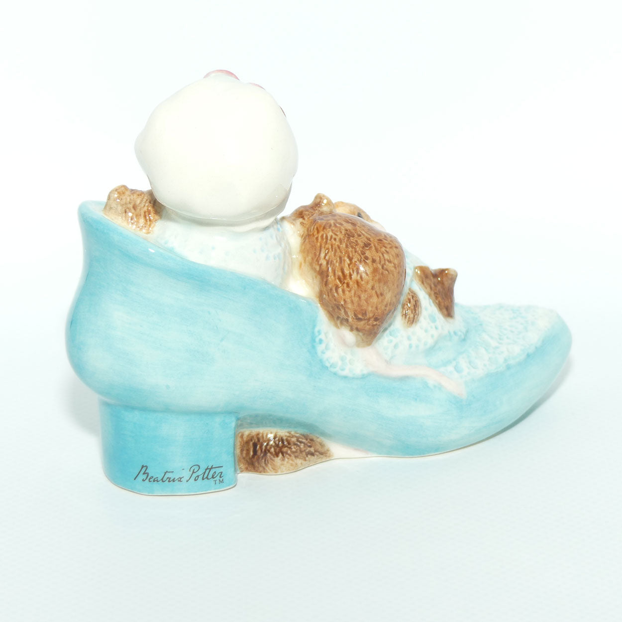 Border Fine Arts Studio Beatrix Potter Classics A2440 | Old Woman Who Lived in a Shoe
