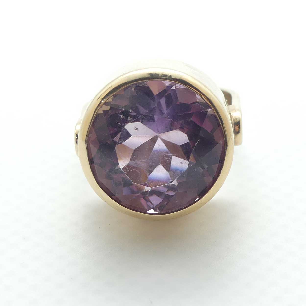 9ct Handmade Yellow Gold 16.4 ct wt Amethyst Dress ring