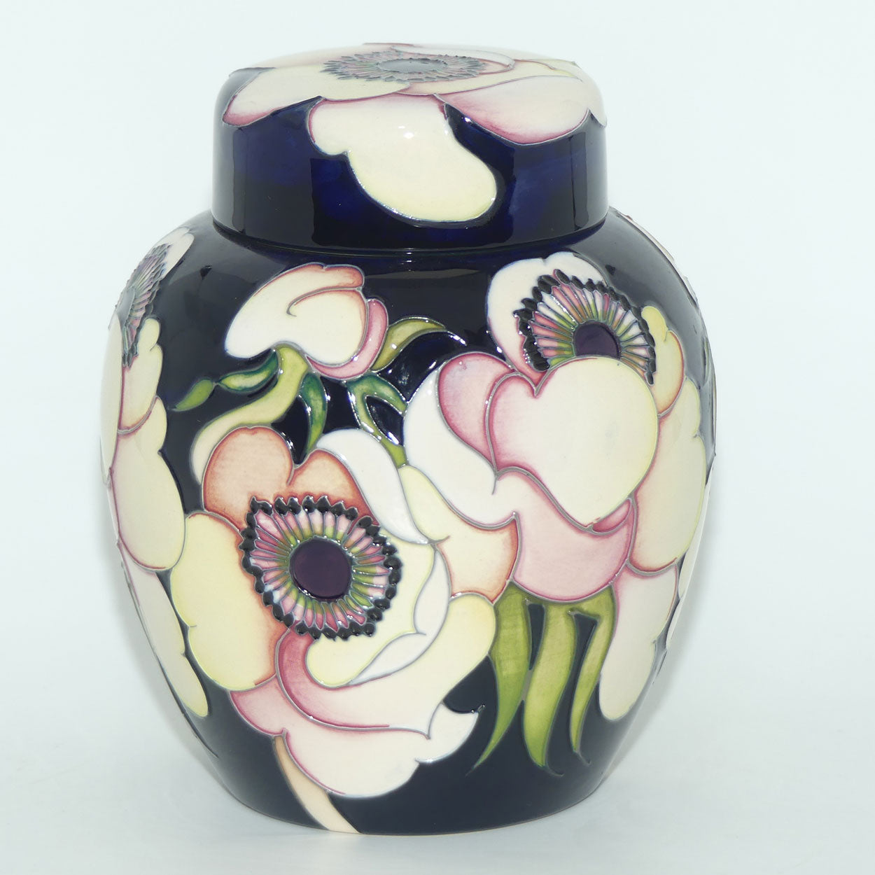 Moorcroft Anemone Blush 769/6 Ginger Jar