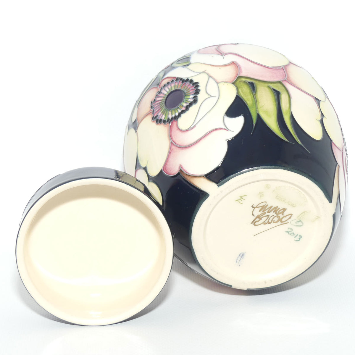 Moorcroft Anemone Blush 769/6 Ginger Jar