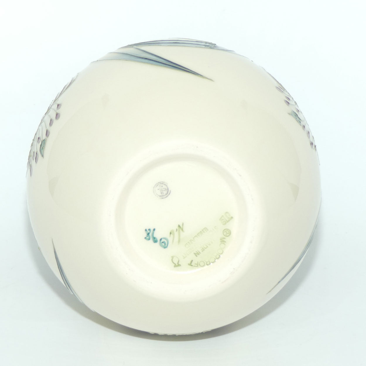 Moorcroft Anna Lily 117/9 vase