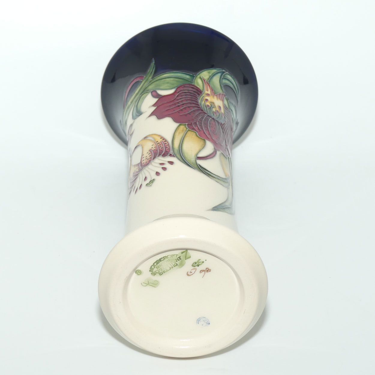 Moorcroft Anna Lily vase 159/10