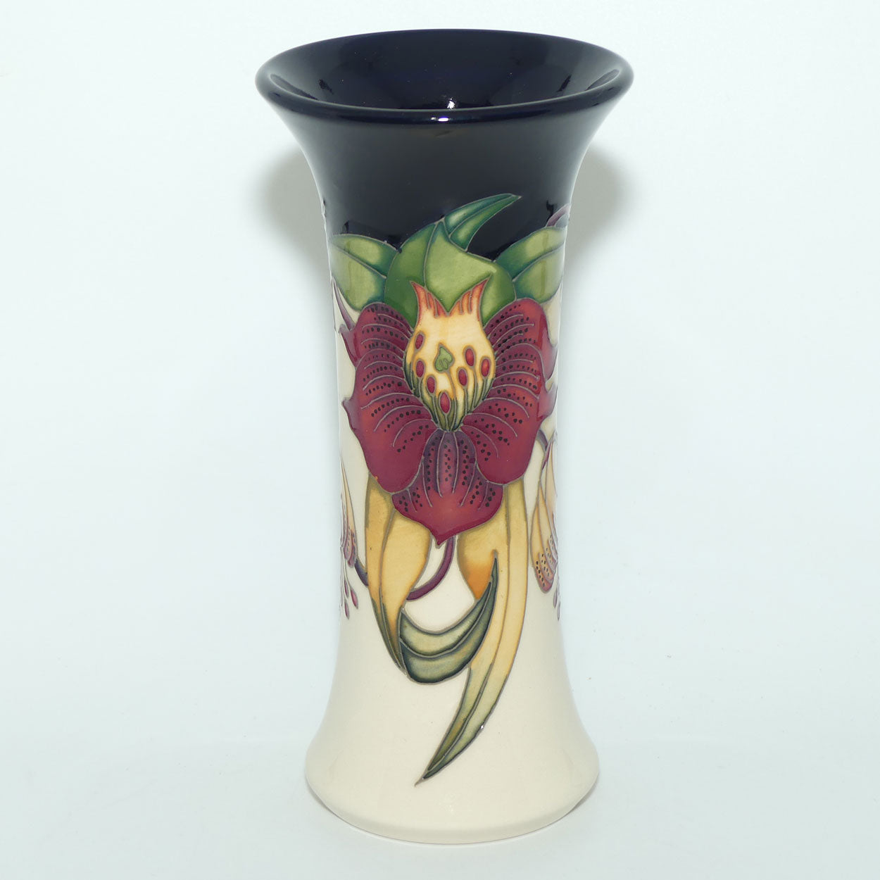 Moorcroft Anna Lily 159/8 vase