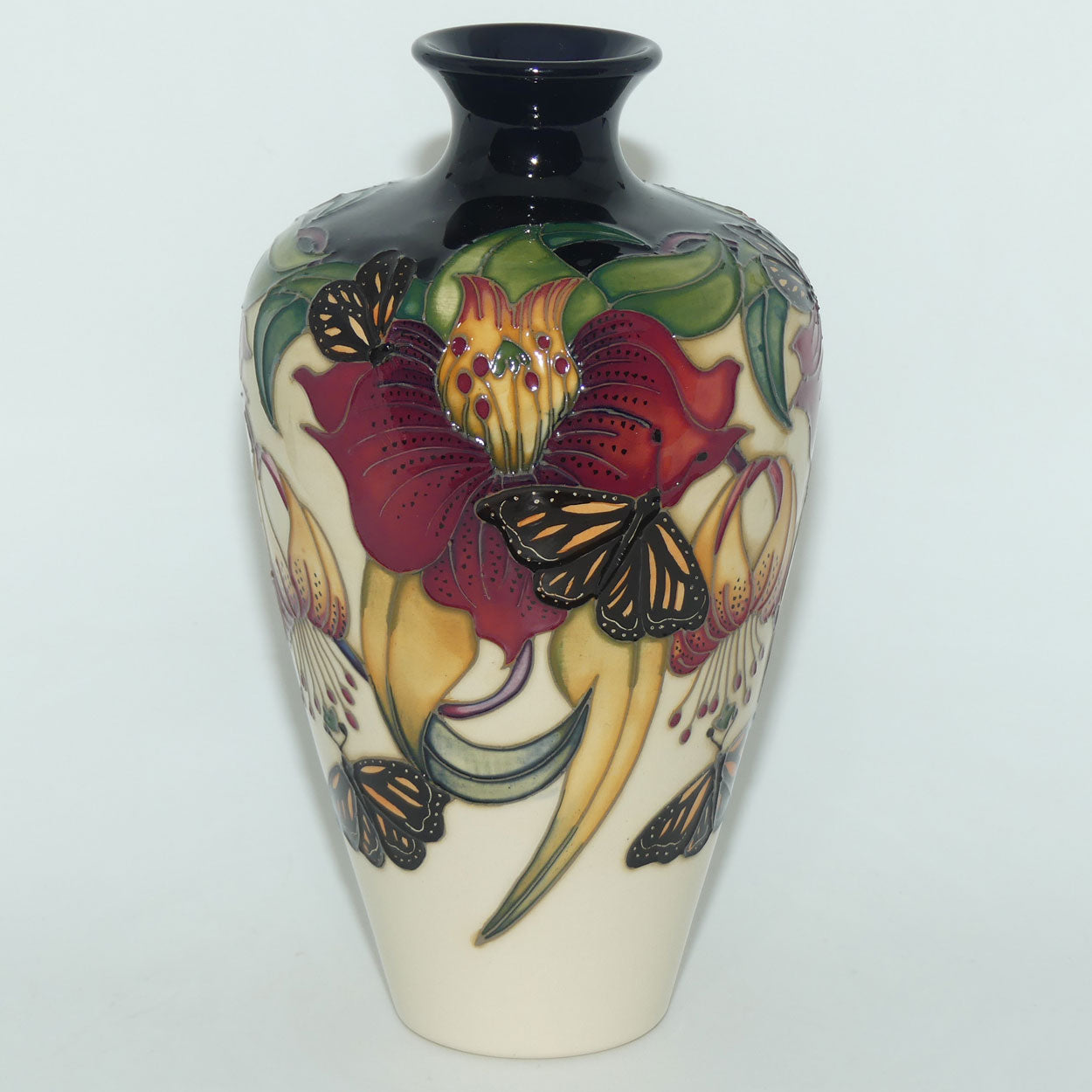 Moorcroft Anna Lily Monarch 72/9 vase (Num Ed)