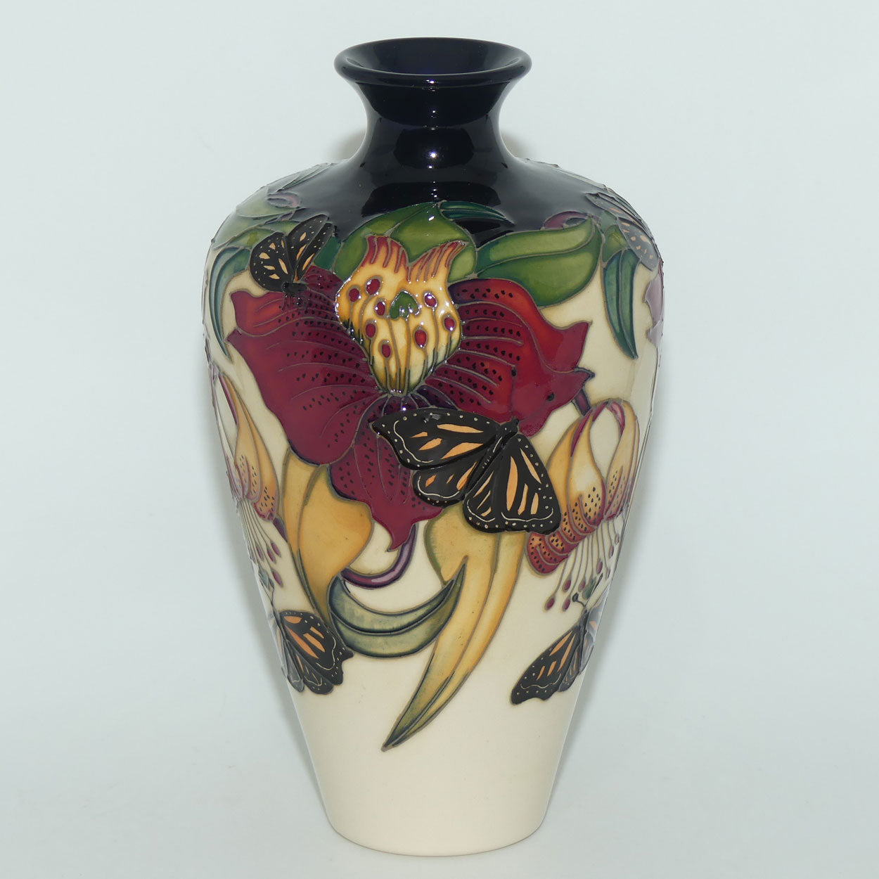 Moorcroft Anna Lily Monarch 72/9 vase (Num Ed)