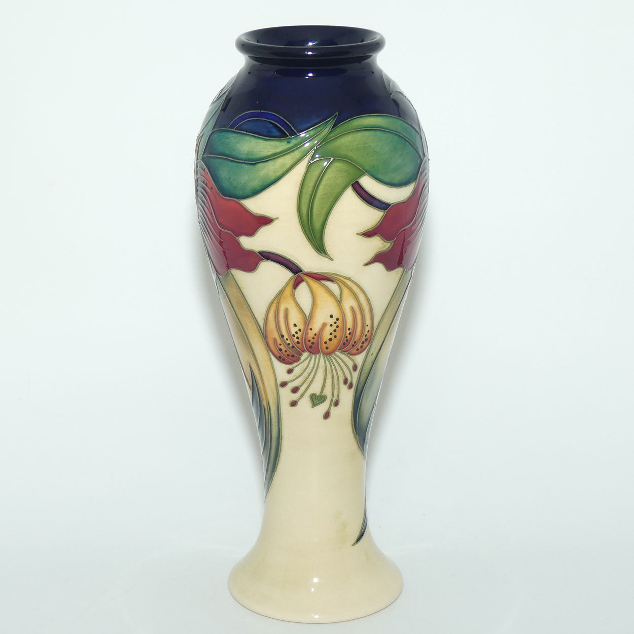 Moorcroft Anna Lily 75/10 vase