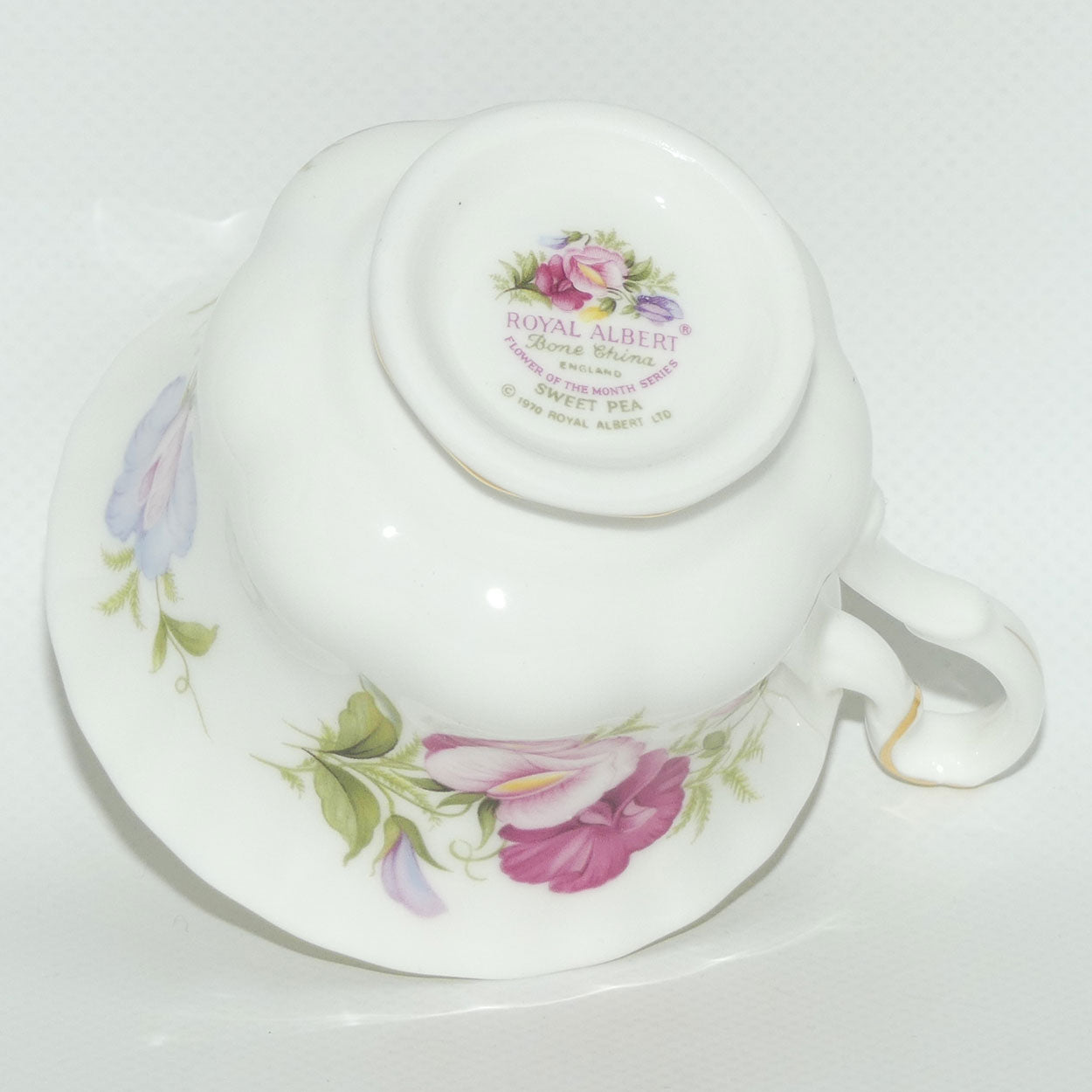 Royal Albert Bone China England | Flower of the Month series | April Sweet Pea trio