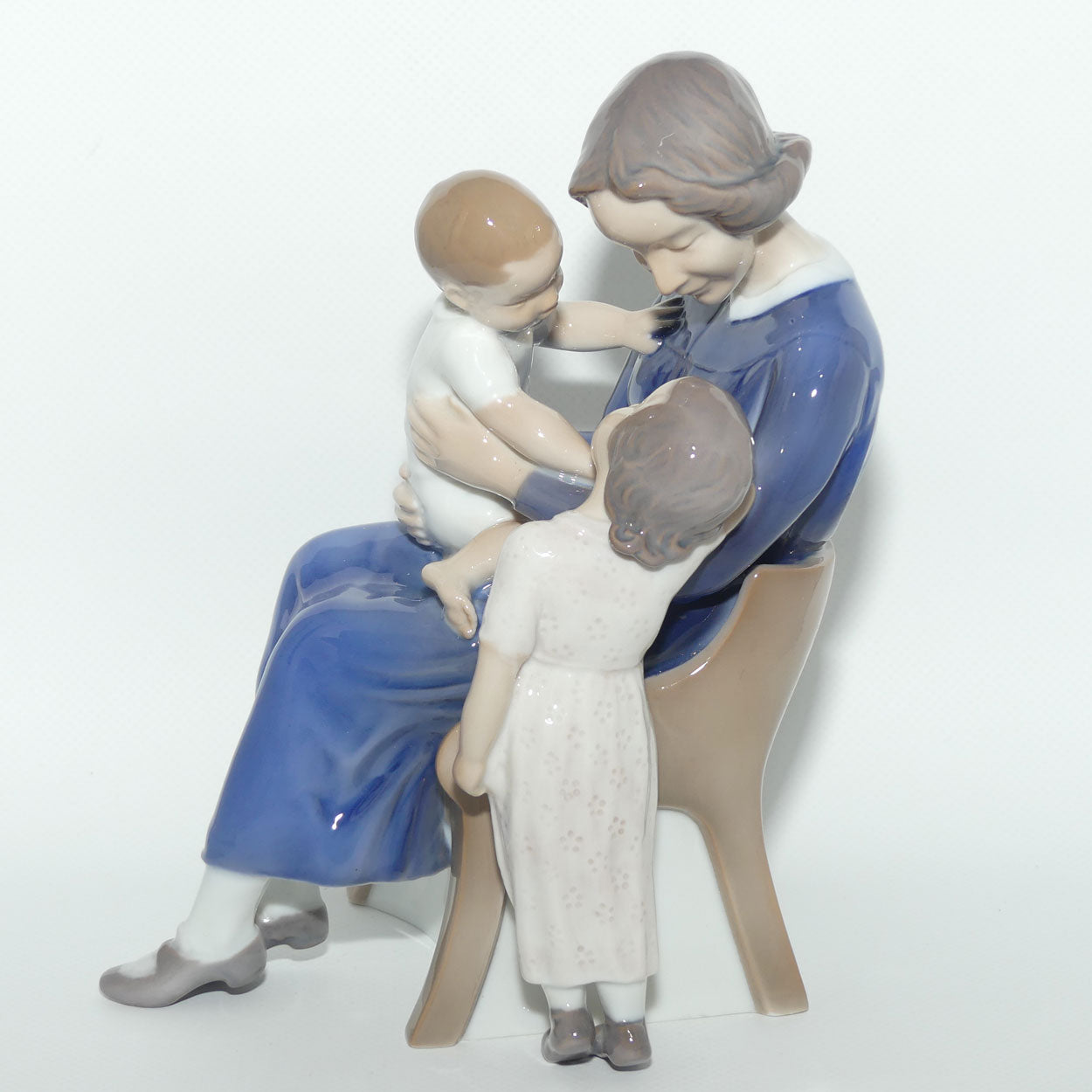 Bing and Grondahl figure 2262 | Happy Trio