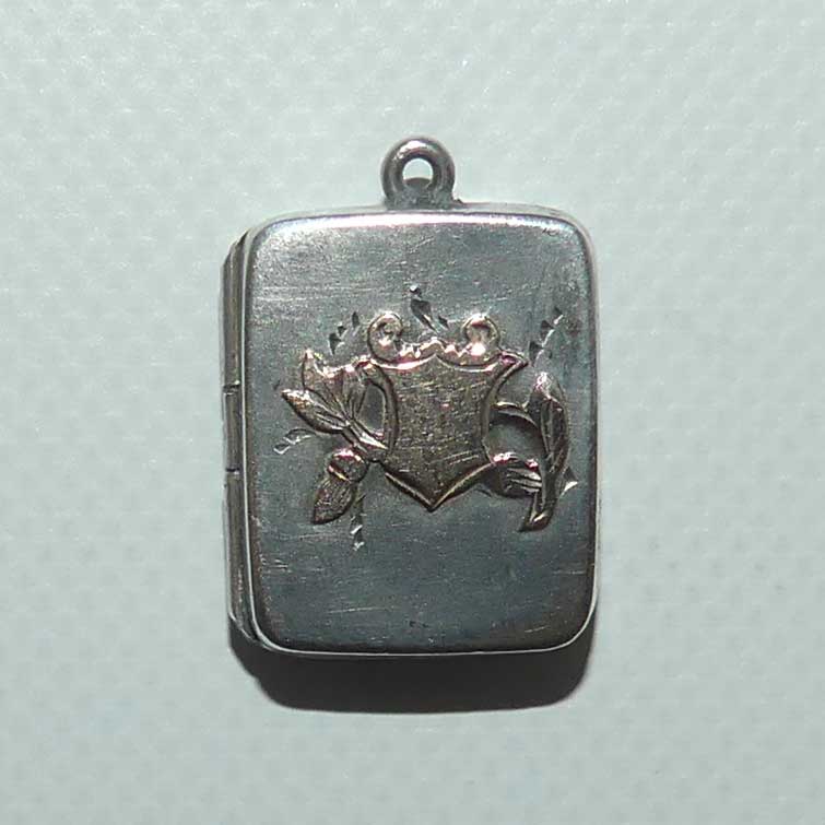 Edwardian era Sterling Silver rectangular shape photo locket | Gold Decor | Birmingham 1911