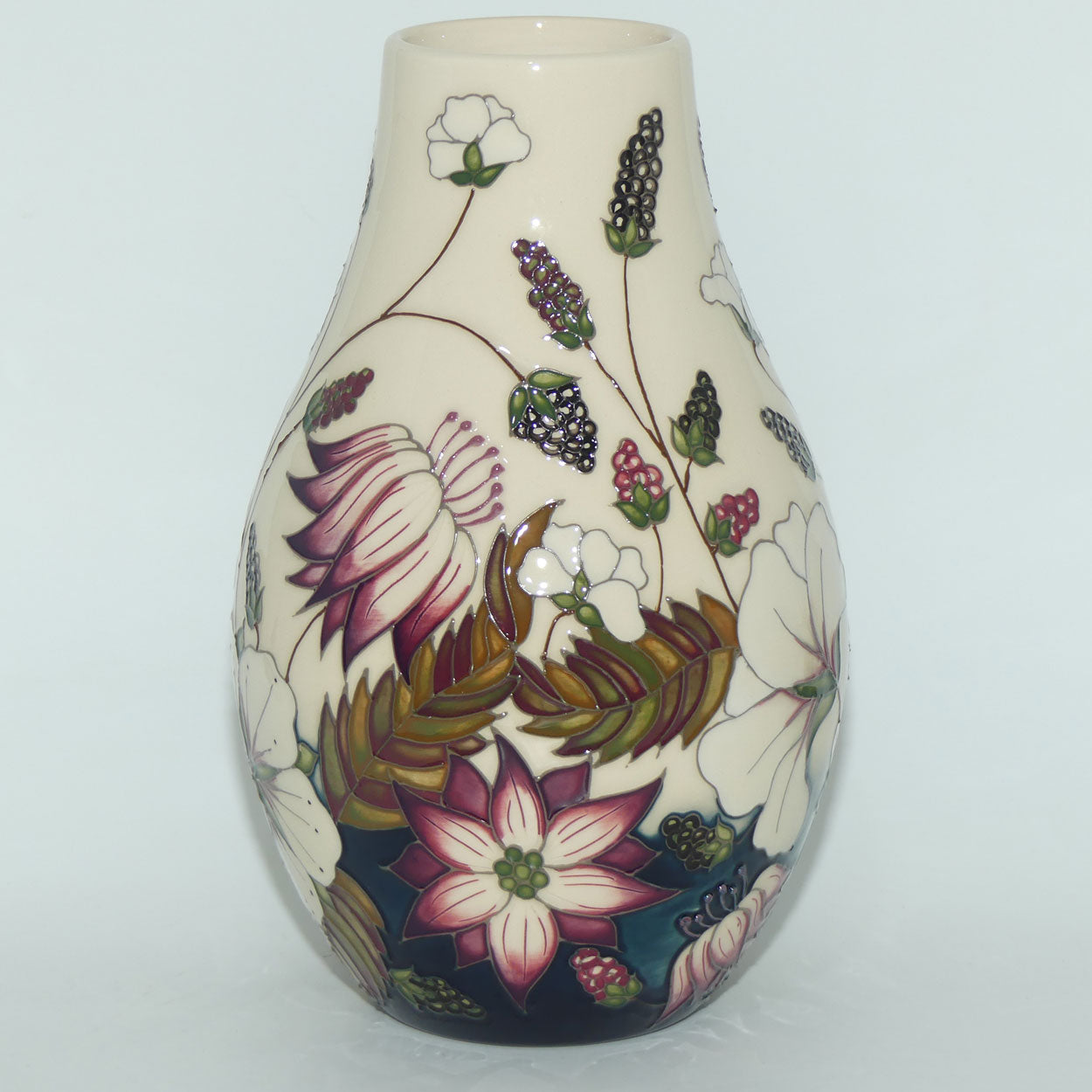 Moorcroft Bramble Revisited 117/9 vase