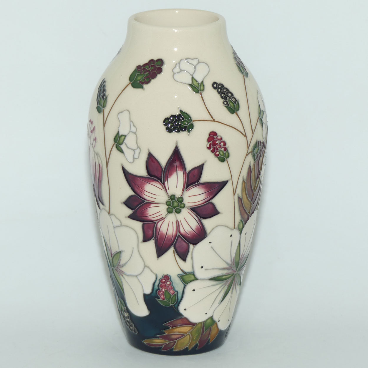 Moorcroft Bramble Revisited 200/8 vase