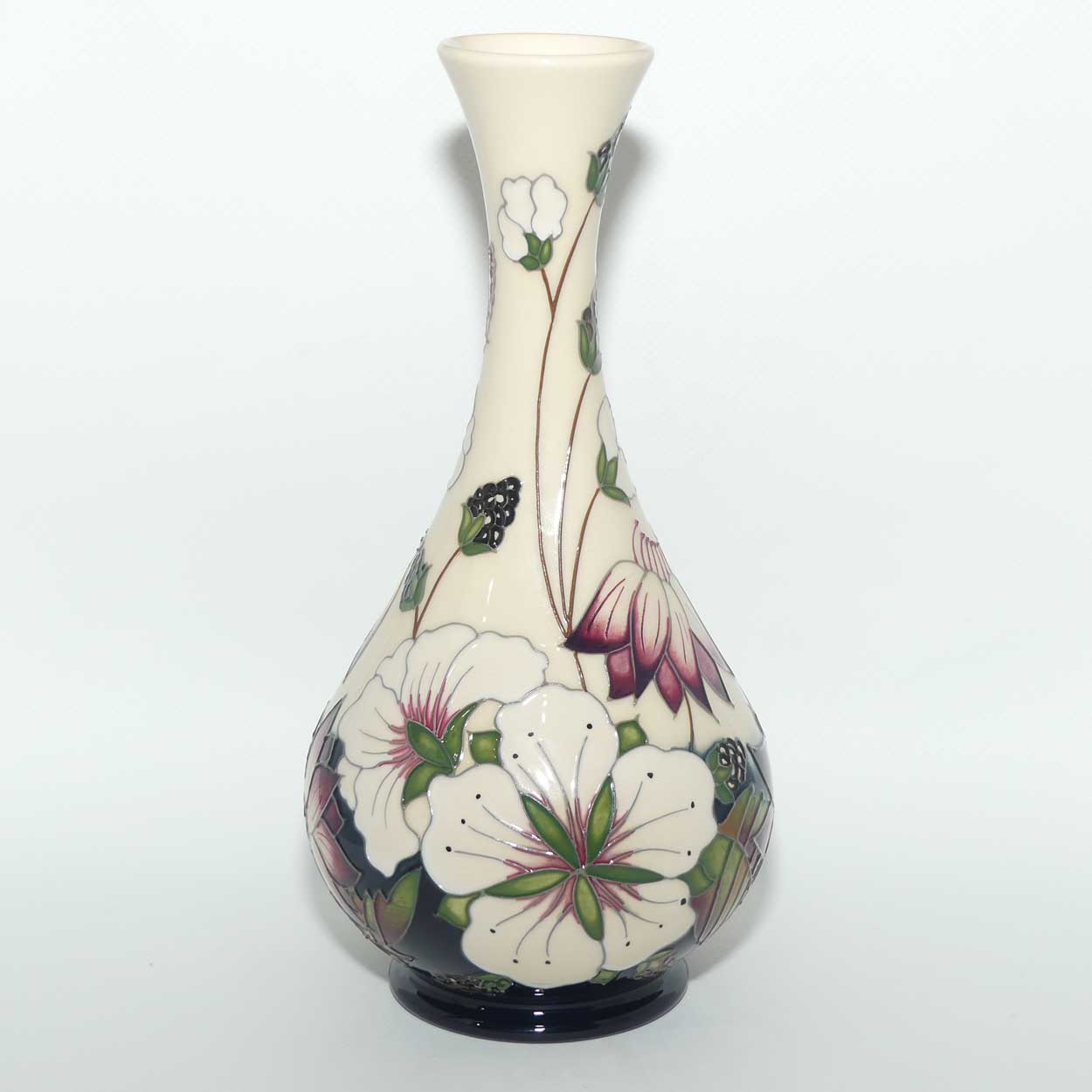 Moorcroft Bramble Revisited 80/9 vase