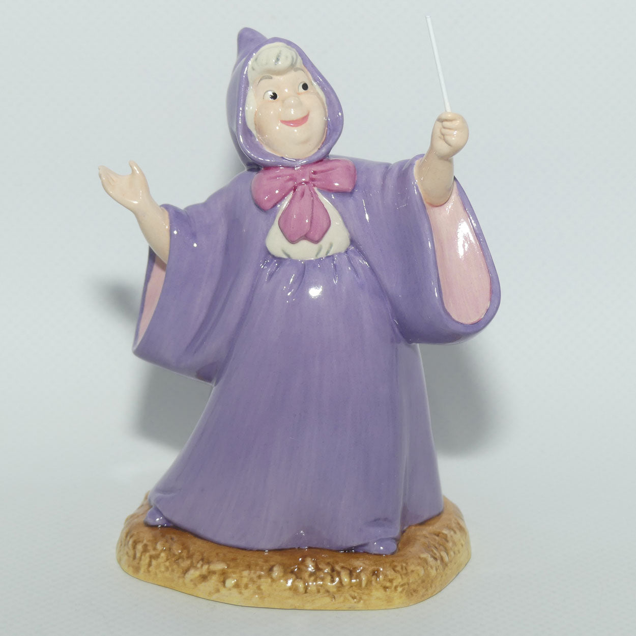 CN4 Royal Doulton Walt Disney Showcase | Cinderella | With a Wave Of Her Magic Wand