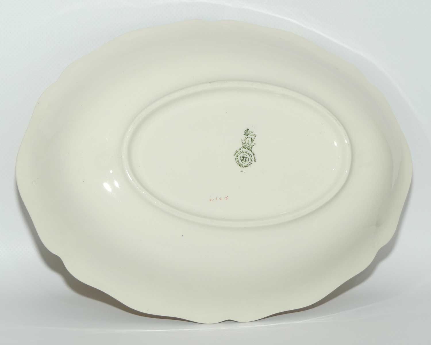 Royal Doulton Coaching Days oval bowl D2716
