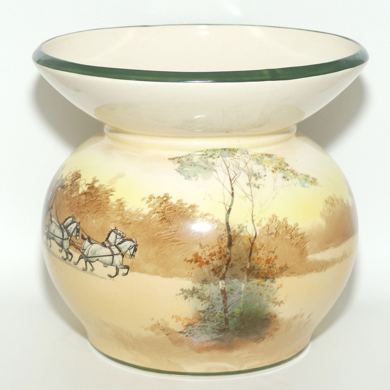 Royal Doulton Coaching Days cuspidor D2716