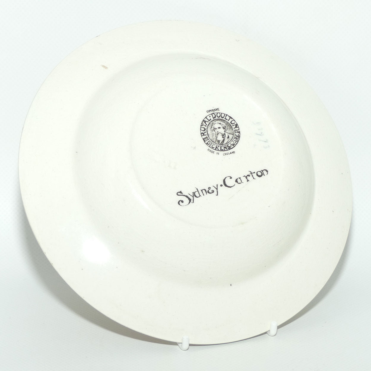 Royal Doulton Dickens Sydney Carton rimmed bowl D2793 | 19.5cm