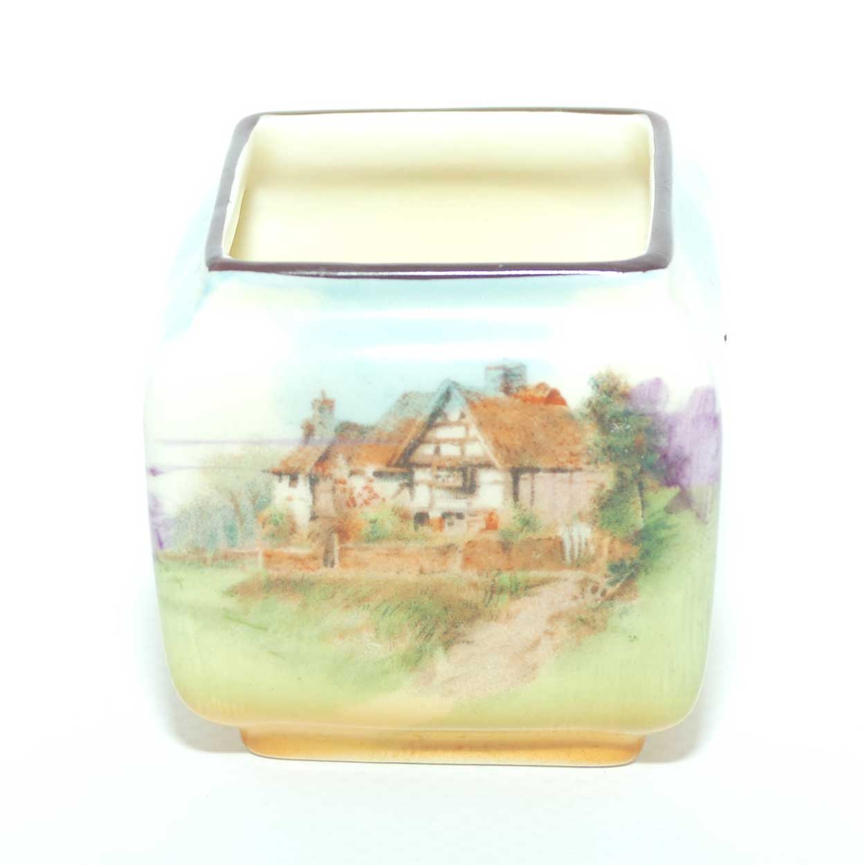 Royal Doulton English Cottages A vase | Shape 7014 | D4987