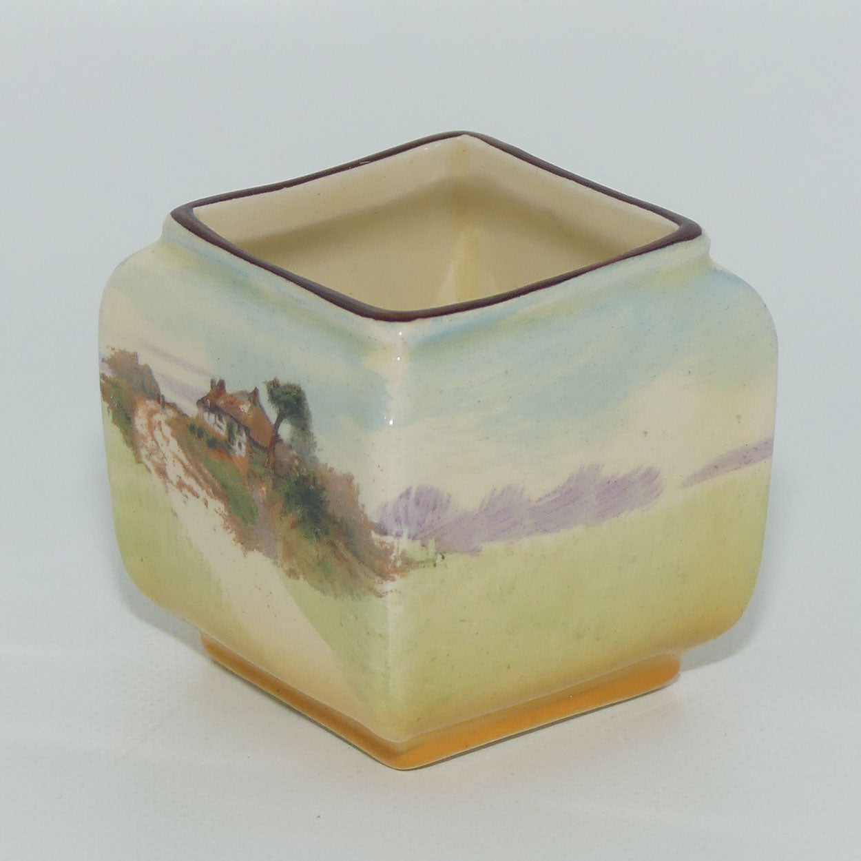 Royal Doulton English Cottages A vase mini box section vase D4987